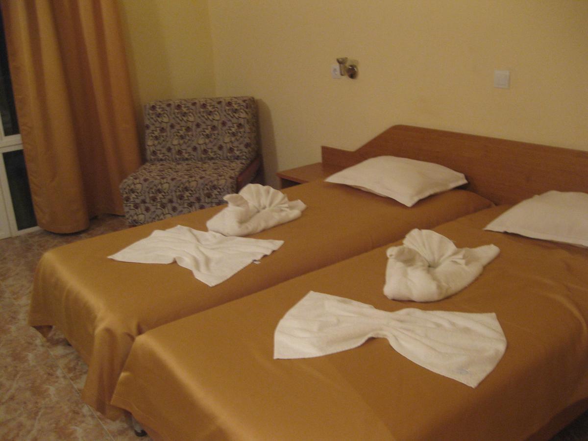 Hotel Palace كرانيفو المظهر الخارجي الصورة