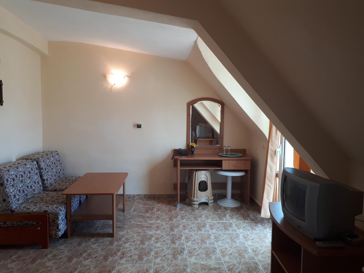 Hotel Palace كرانيفو المظهر الخارجي الصورة