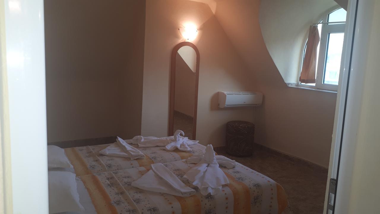 Hotel Palace كرانيفو المظهر الخارجي الصورة