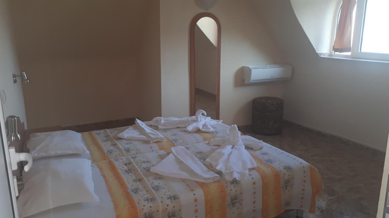 Hotel Palace كرانيفو المظهر الخارجي الصورة